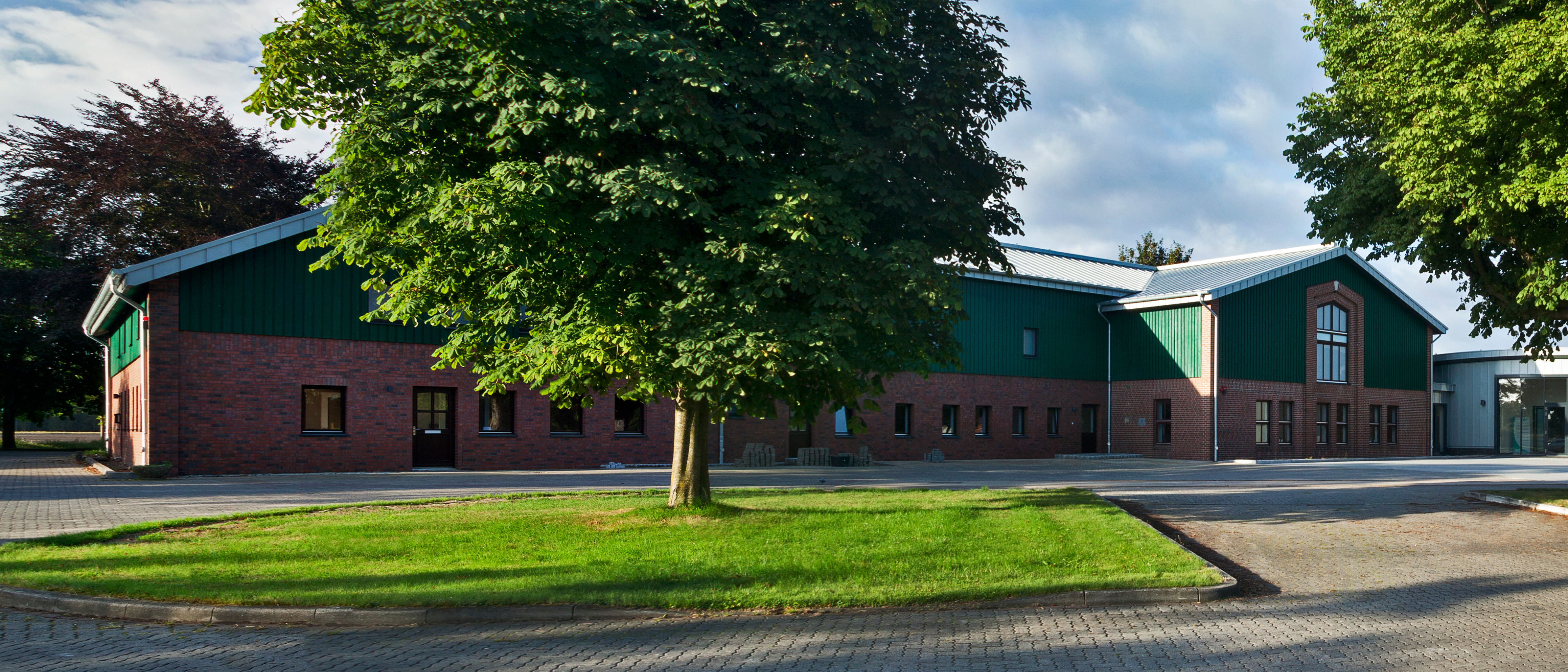 de_gh_ansicht_hauptgebäude de_gh_ansicht_hauptgebäude